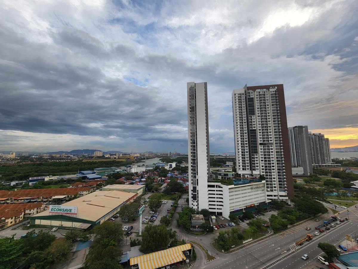 Praicon Tower - Premium Suite บัตเตอร์เวิร์ท ภายนอก รูปภาพ