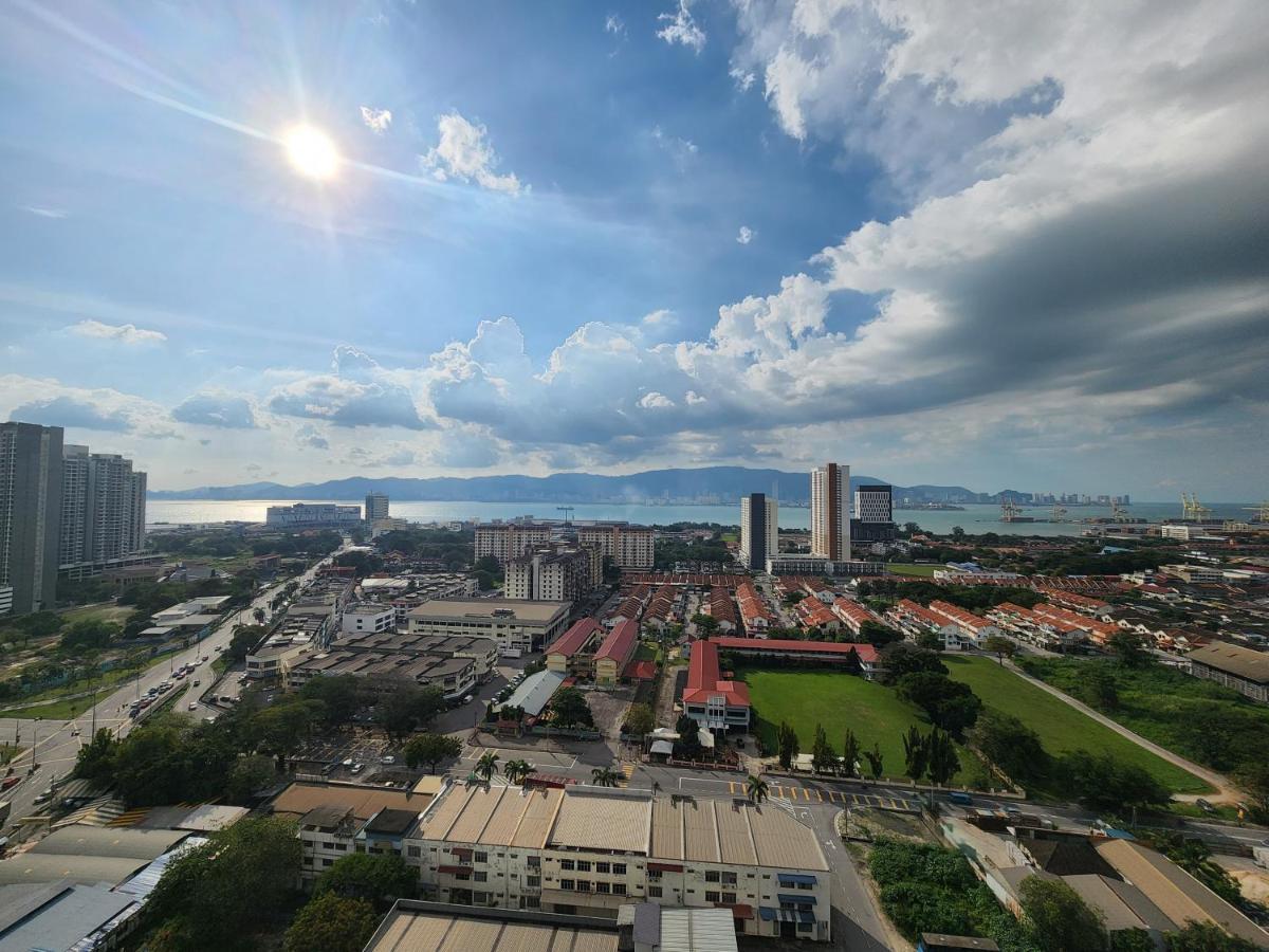 Praicon Tower - Premium Suite บัตเตอร์เวิร์ท ภายนอก รูปภาพ
