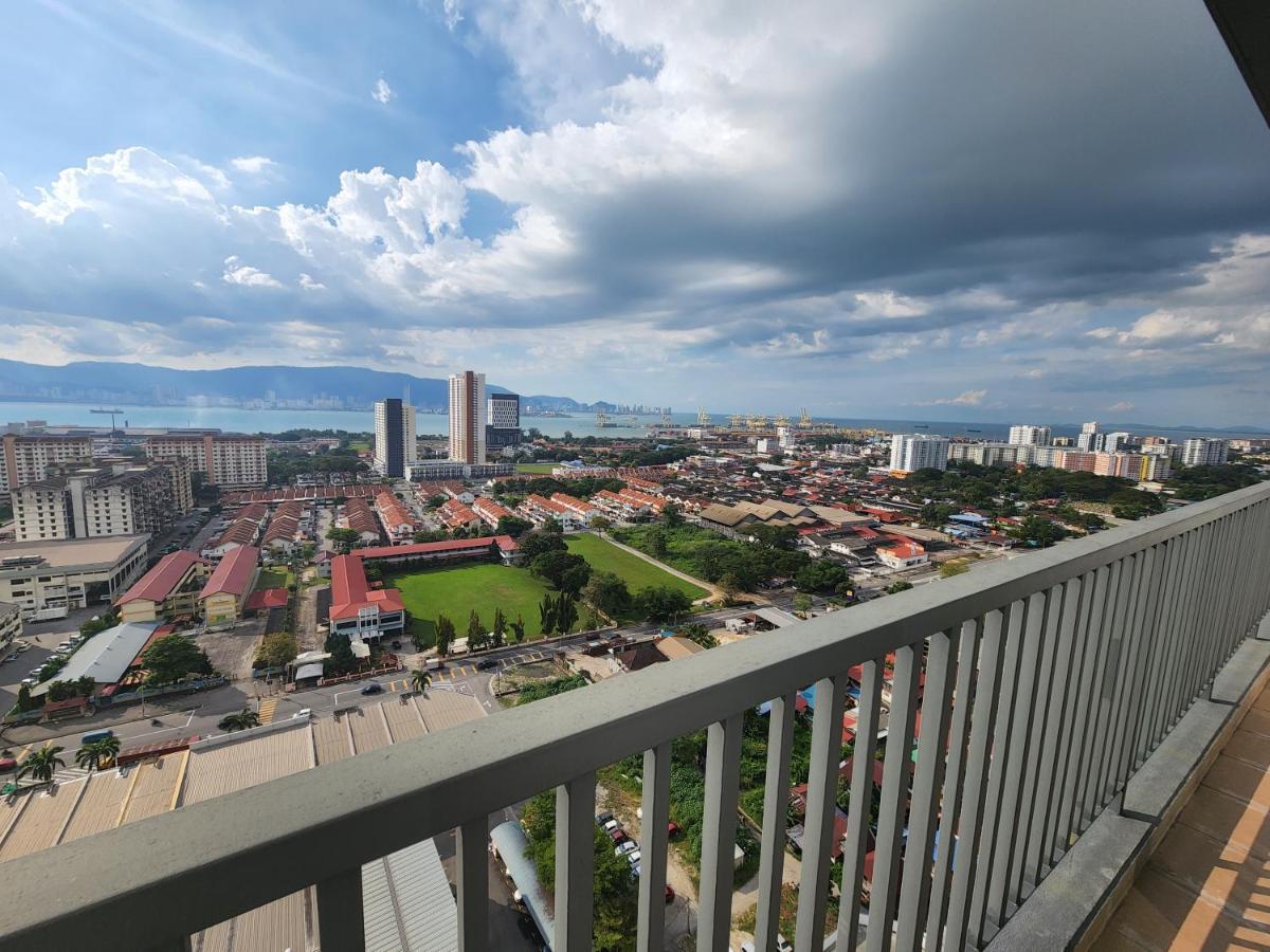 Praicon Tower - Premium Suite บัตเตอร์เวิร์ท ภายนอก รูปภาพ